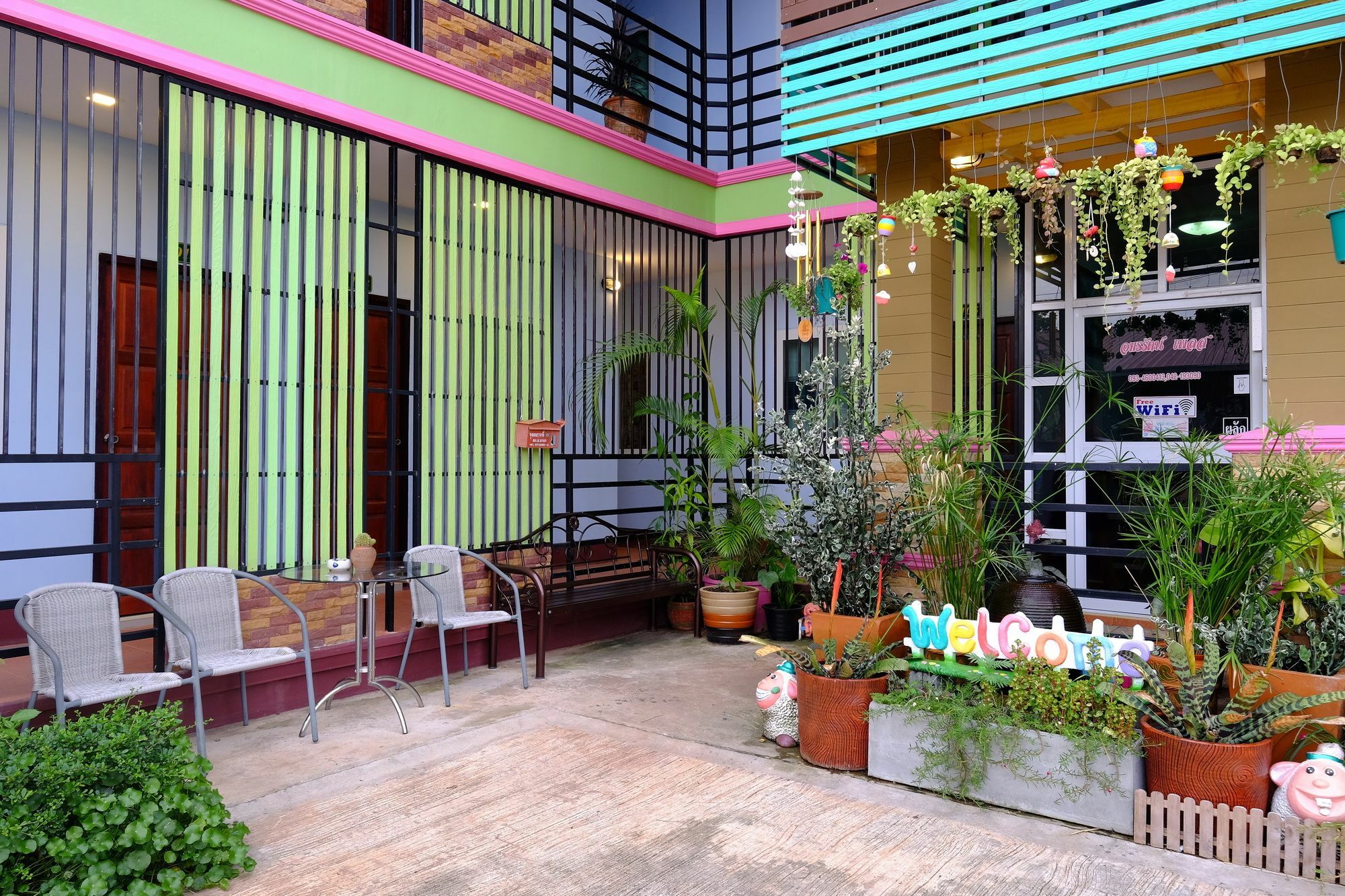 Amornrat Place ナコンパノム エクステリア 写真